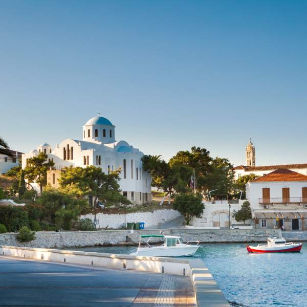 La basilica di Spetses