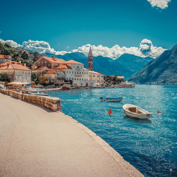 Benvenuti nella bella città di Perast