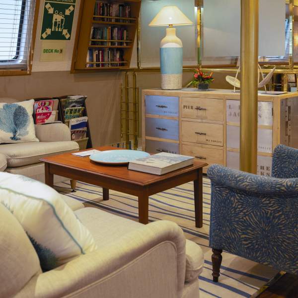 Godetevi il lounge per rilassarvi e leggere in tranquillità
