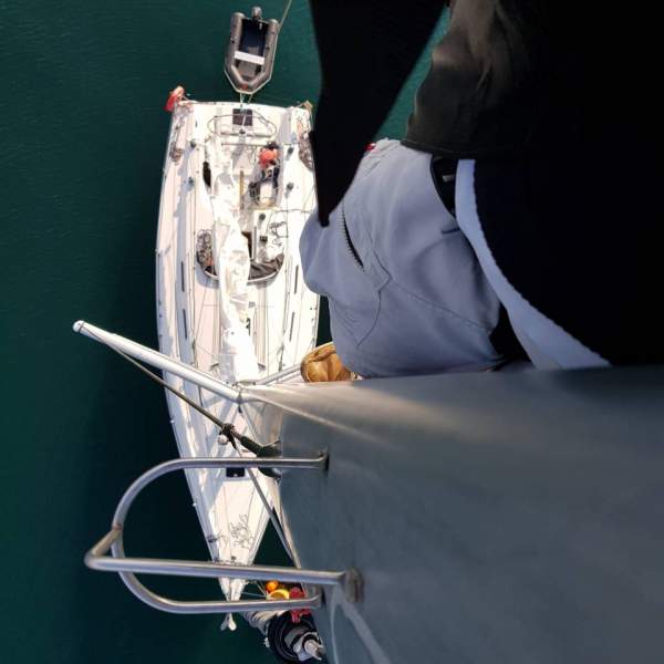 Navigate su una barca sicura e performante