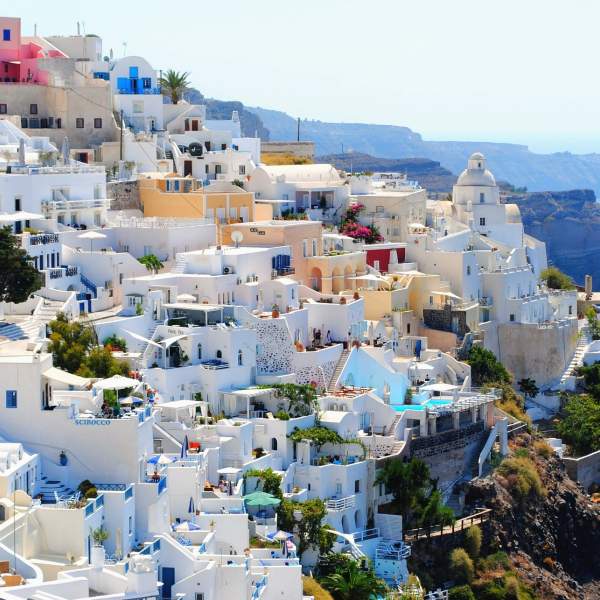 Passeggiate per le strade di Santorini
