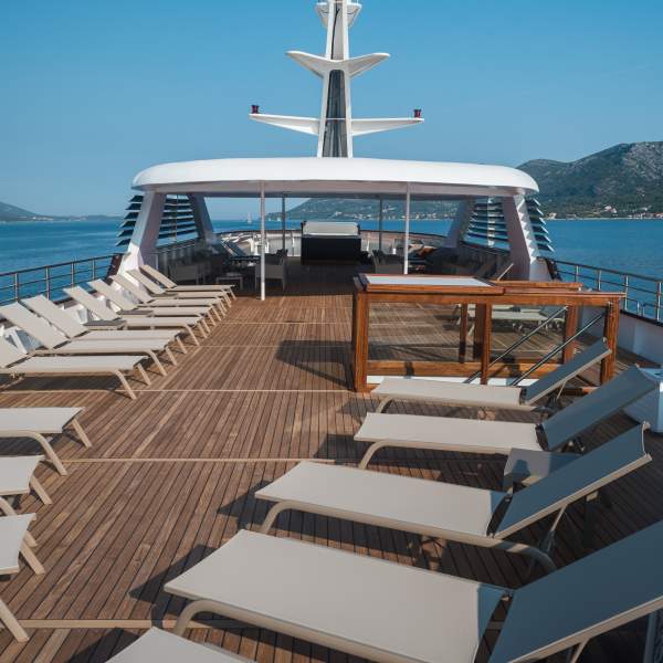 Rilassarsi al sole