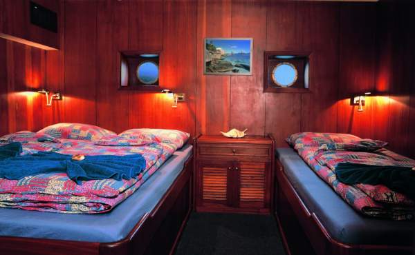 Cabina tripla