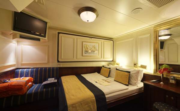 Cabina Interna (cat. 6)