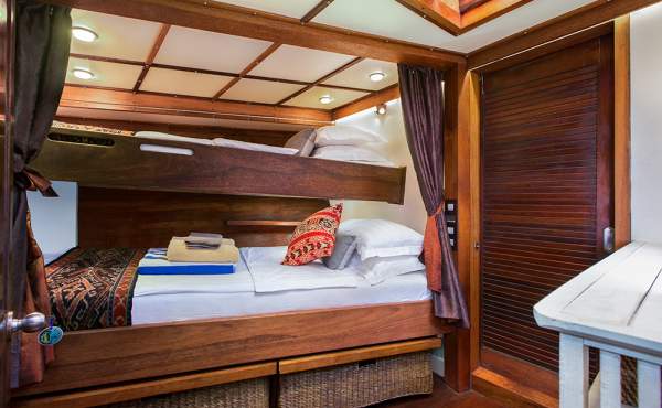 Cabina tripla